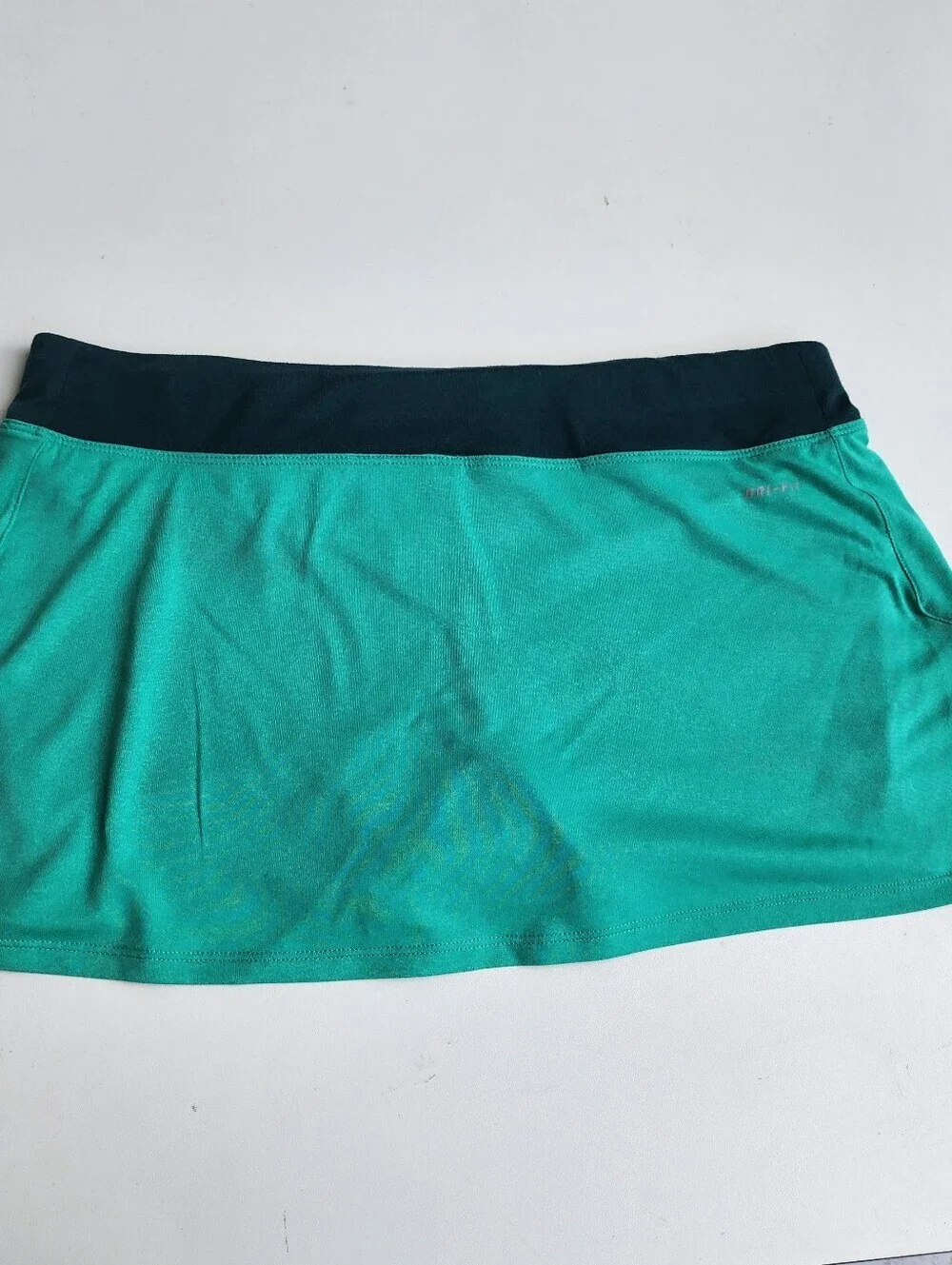 Nike Dri-FIT Womens Tennis Skort Green Athletic Skirt Size M Golf Pickleball